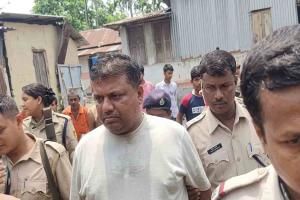 Allegations of Extortion Shake West Bengal Politics as TMC Leader Found Hiding Under Bed Amid Public Fury
