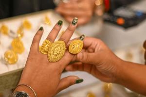 Gold Prices Surge Across India Today, 24-Carat Rates Rise in Major Cities
