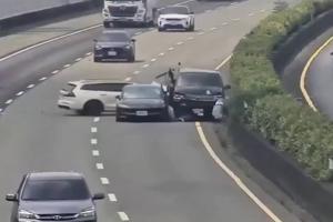 Taiwan Highway Crash Kills Three After Drivers Stop in Lane, Three Injured