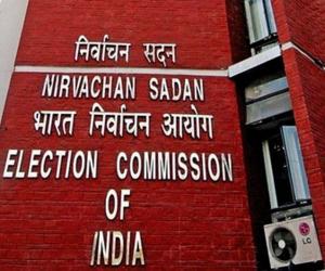 SIR in Bengal: ECI crackdown on BLAs, BLOs over 'irregularities'