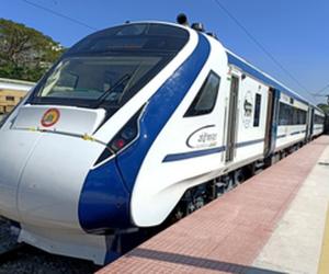 Railways launch probe after Vande Bharat hits auto-rickshaw on track at Kerala station