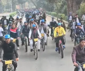 'Sundays on Cycle' organised in Varanasi to celebrate India hosting Commonwealth Games 2030