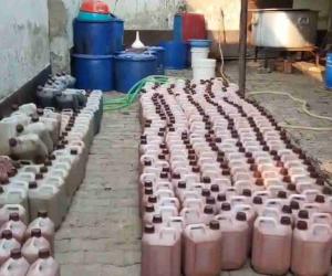 Toxic Trade: Substandard Sauce Racket Operating Under the Radar in Hapur Raises Health Alarms