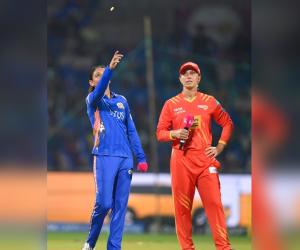 WPL 2026: Mumbai Indians elect to bowl as Ayushi Soni debuts for Gujarat Giants