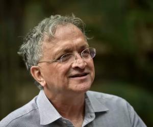 Historian Ramachandra Guha Questions Rahul Gandhi’s Suitability for Prime Ministerial Office