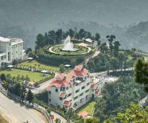 Fake Mahindra Holidays Websites Used to Defraud Club Members, Cyber Police Register FIR